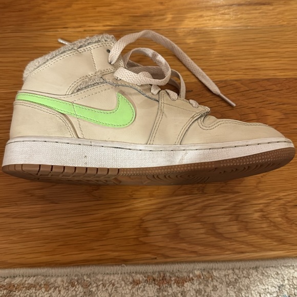 nike jordan’s - Picture 3 of 5